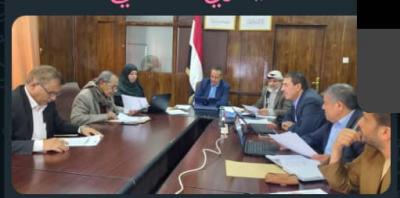 ����� ��� - 
                     ١٧        